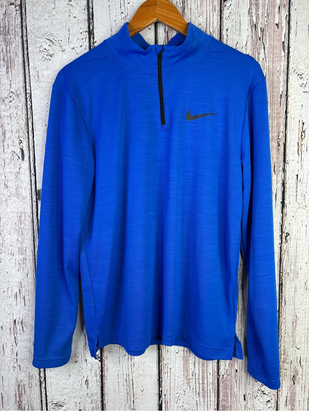 Nike Dri-Fit Men’s Blue Quarter Zip Pullover Shirt Long Sleeves Size Medium